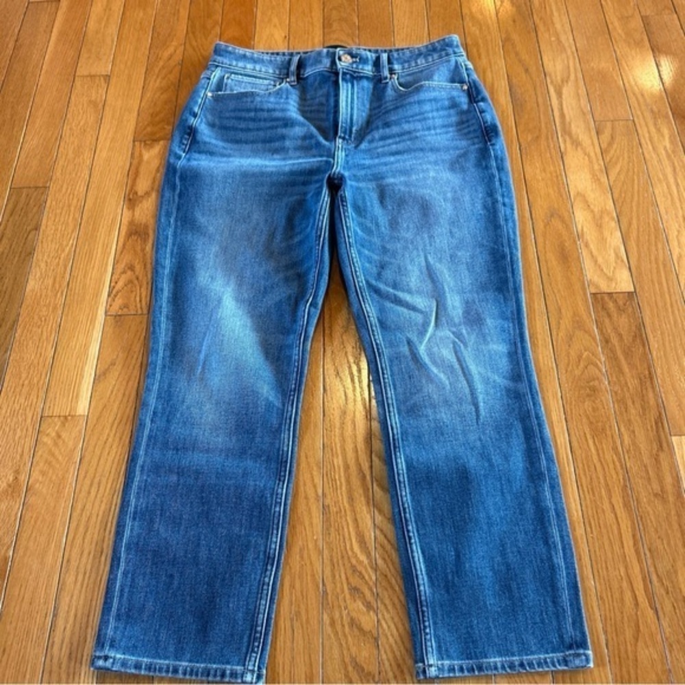 WHBM White House Black Market Boyfriend Whiskered Light Blue Denim Jeans Sz 6S